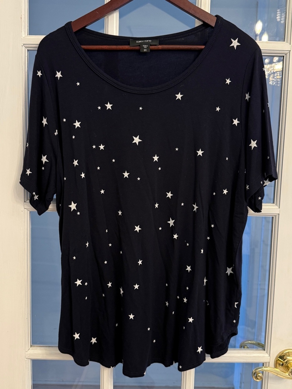 KAREN KANE Women’s Black Star Print Scoop Neck Short Sleeve Tee Plus Size 1X